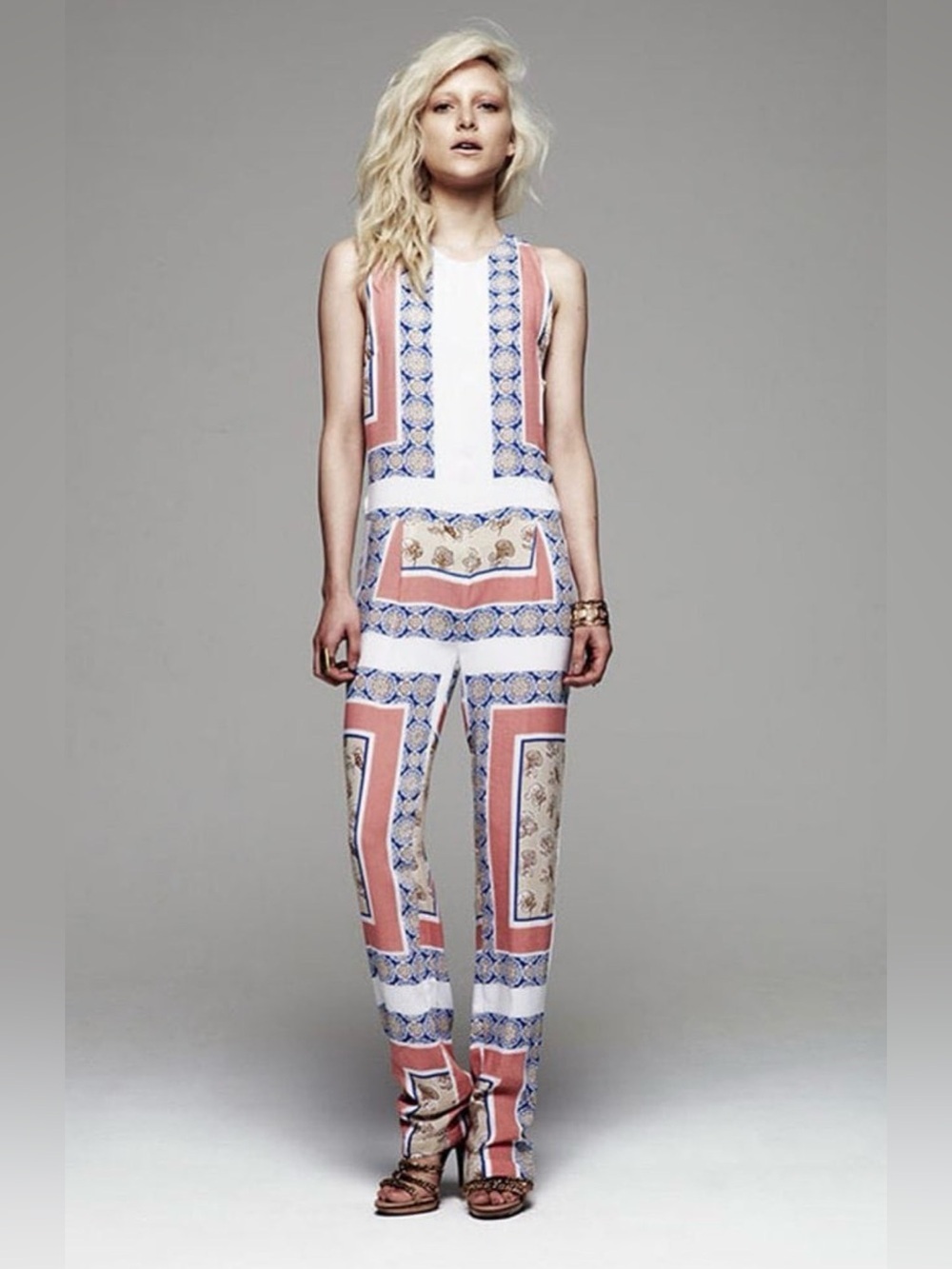 Maurie + Eve Sleeveless Printed White, Coral & Blue Jumpsuit Size Medium